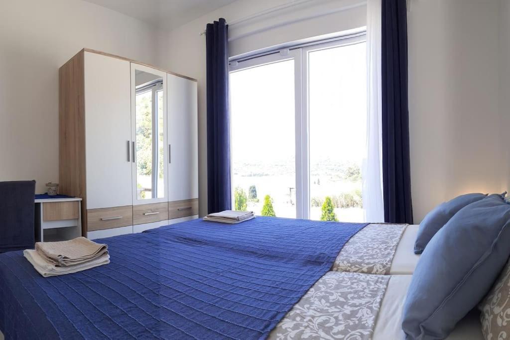 Vis - Luxury Holiday Villa With Swimming Pool Ngoại thất bức ảnh