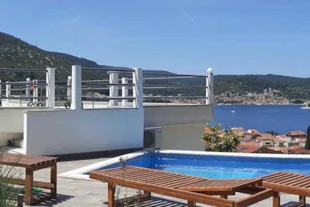 Vis - Luxury Holiday Villa With Swimming Pool Ngoại thất bức ảnh